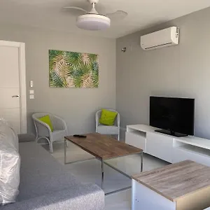 Seafront Recently Renovated Apartment